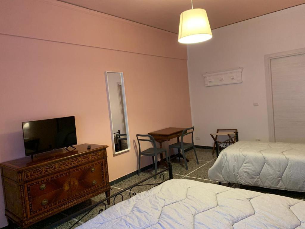 Ameli Room ฟลอเรนซ์ ภายนอก รูปภาพ